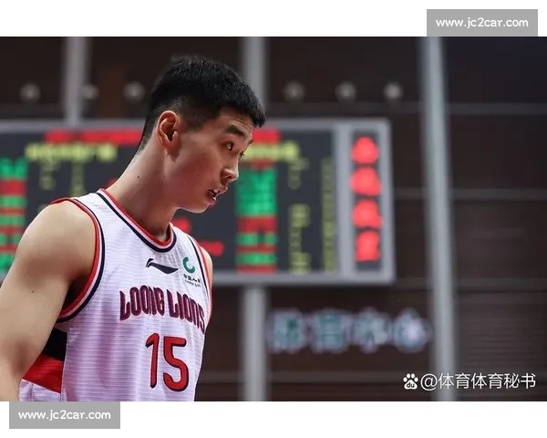 慢镜头回放揭示犯规瞬间如何改写比赛走向与命运全局紧张对决的关键时刻